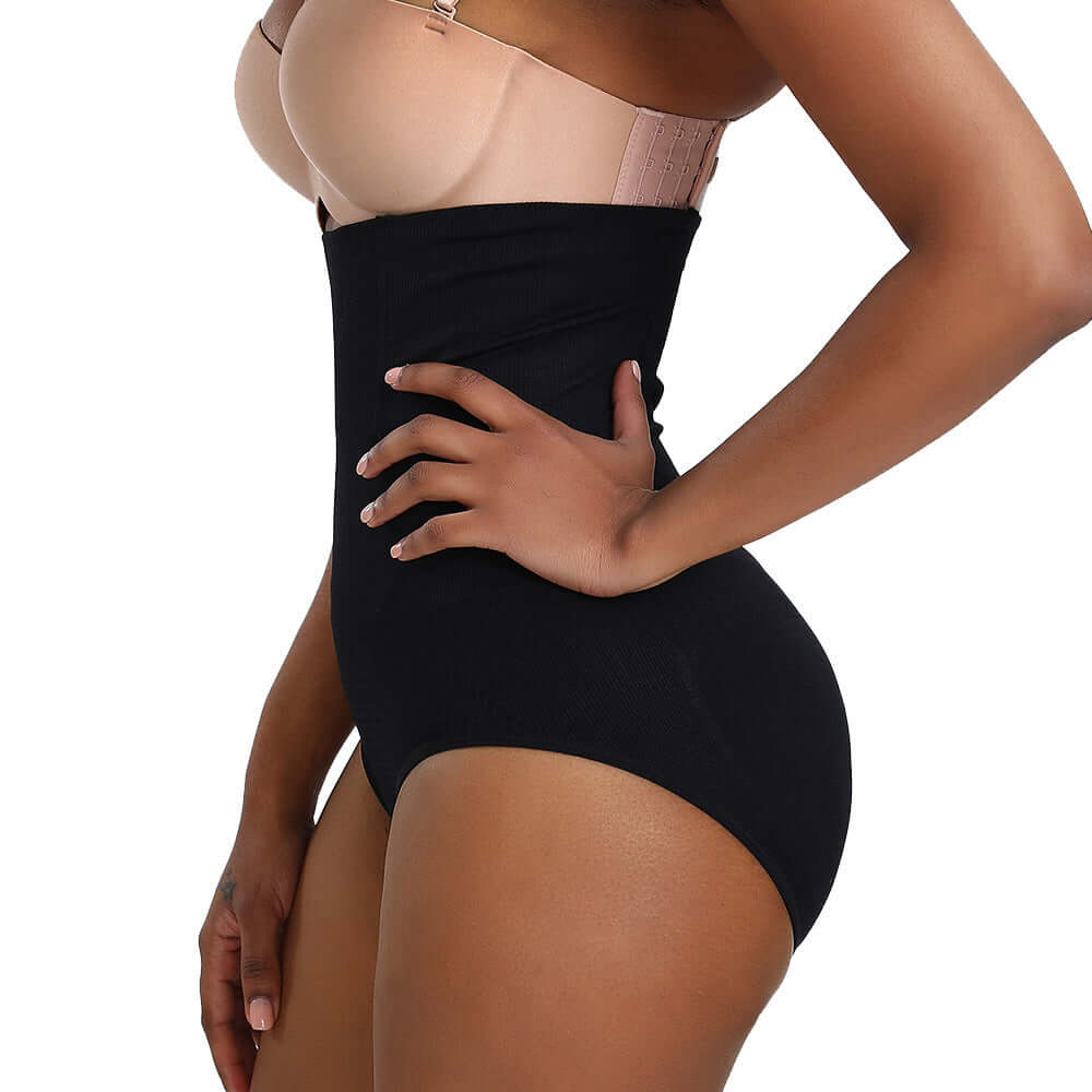 Short gainant galbant – Ventre plat & courbes redessinées